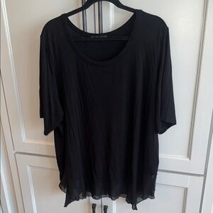 Kim & Cami Black Oversized Relaxed T-Shirt